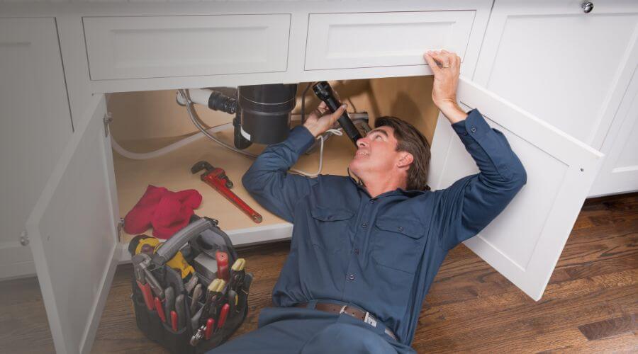 Professional same day plumber in Bowling Green, FL